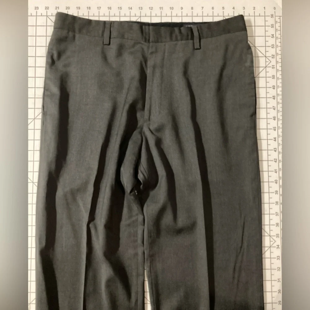 Banana Republic Men’s 36/32 Modern Charcoal Grey 100% Wool‎ Dress Pants